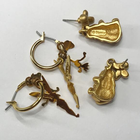 Vintage Disney Gold Tone Earrings Lot 2 Pair Tinker Bell Pooh Bear Bumble Bee - Picture 8 of 8